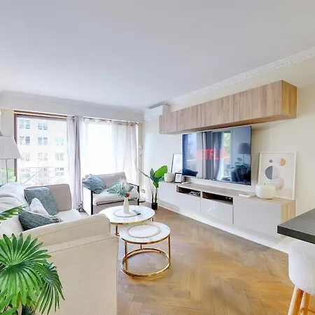 Champs-elysées - Arc De Triomphe - Wagram - 5p-1br Appartamento *